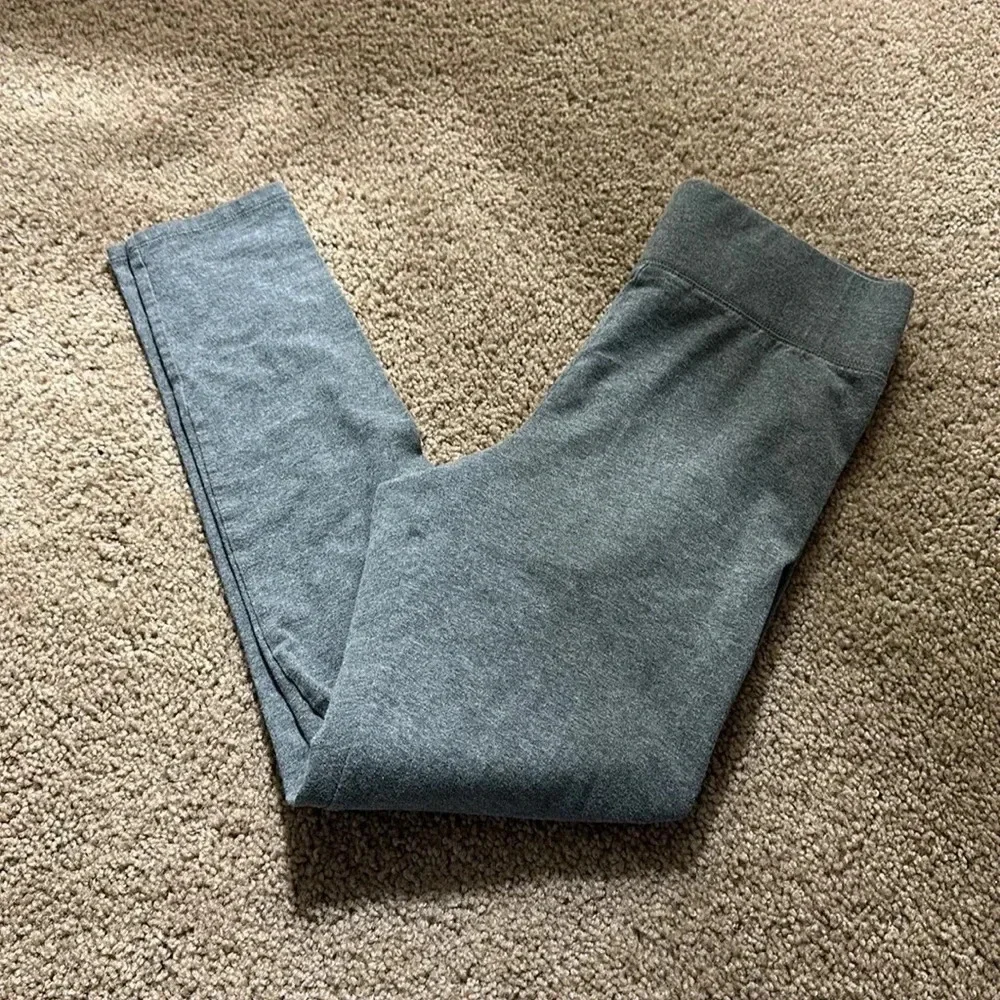 Aerie Chill Play Move Gray Leggings Size Medium - Picture 3 of 9
